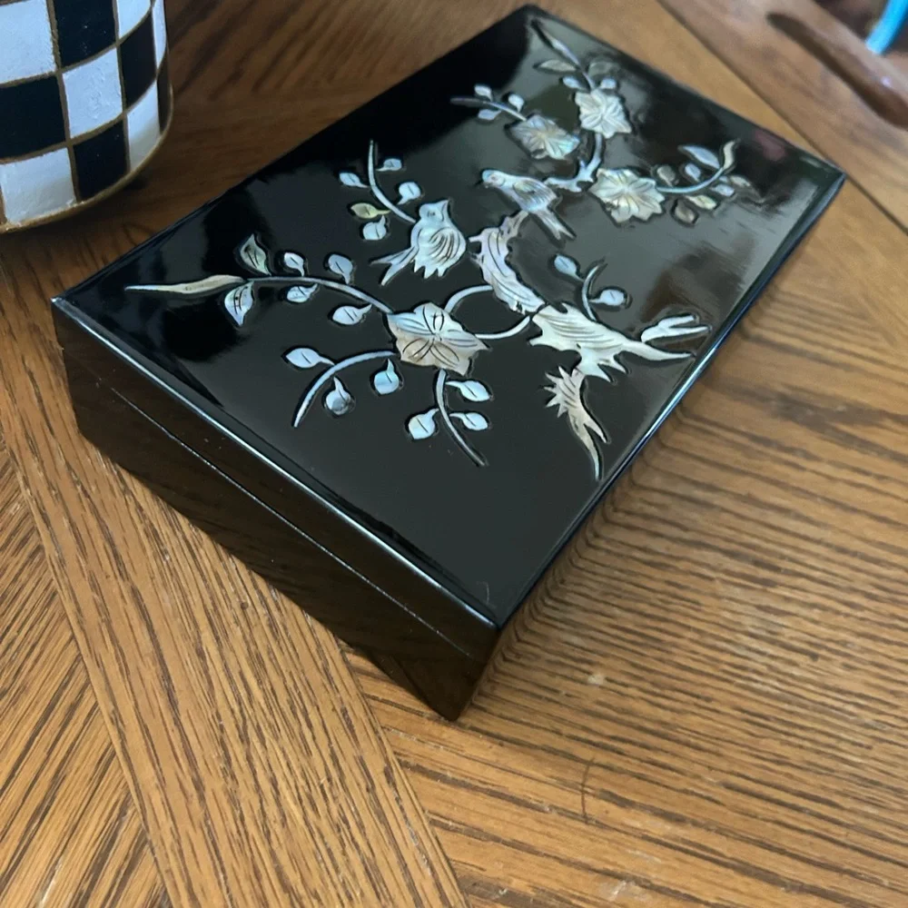 Vintage Asian Black Lacquer Inlay Mother of Pearl Bird Scene Jewelry Box